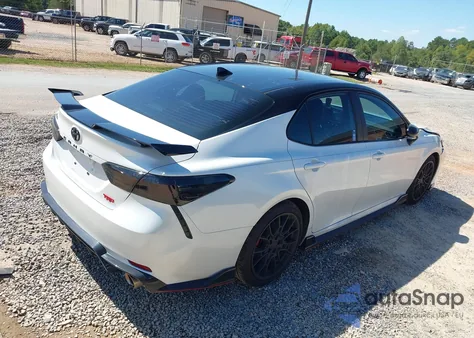 2024 Toyota Camry Trd V6 z USA, uszkodzony, nr VIN 4T1KZ1AK0RU097691